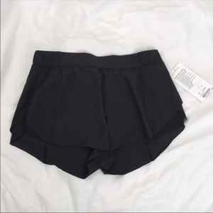 Lululemon shorts black